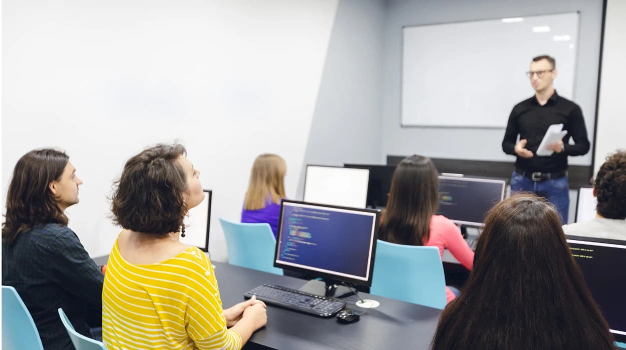 برامج الشهادات في الموارد البشرية