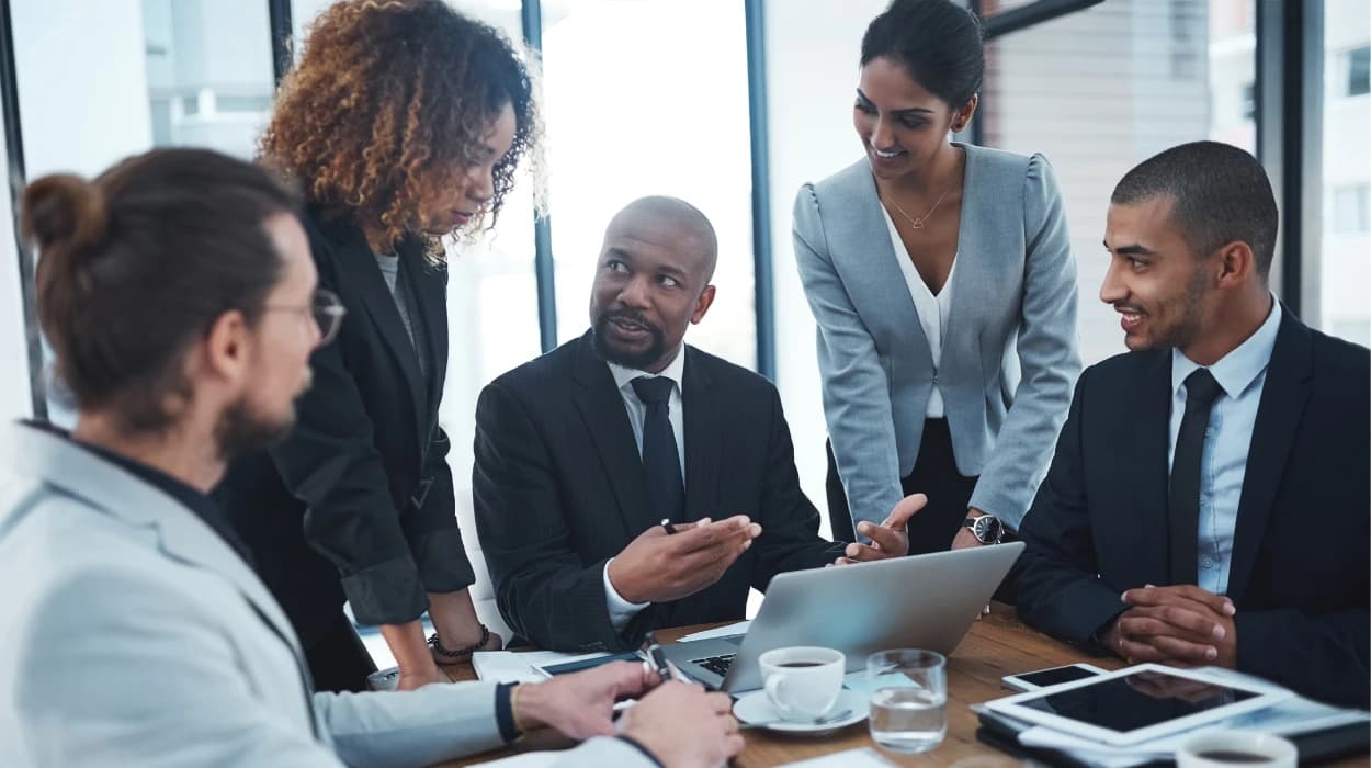 دورة مهارات التواصل الفعّال لفرق الموارد البشرية والإدارة